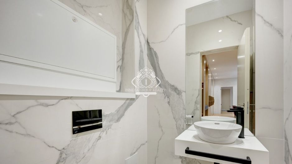 Floreasca | Parcul Verdi | 3 camere | 253mp | 120mp curte | 4000 euro + TVA - Poză 15