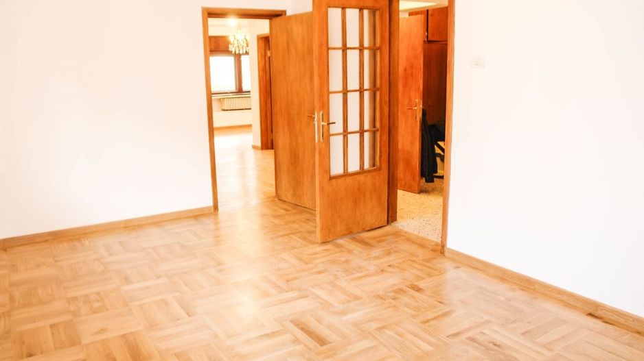 De inchiriat spatiu/ apartamnet 3 camere pe strada Roma - Poză 3