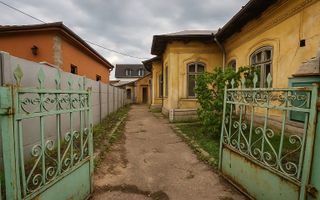 🏡 Casă interbelică cu dublu potențial – Zona Cantacuzino, Ploiești - Poză 5
