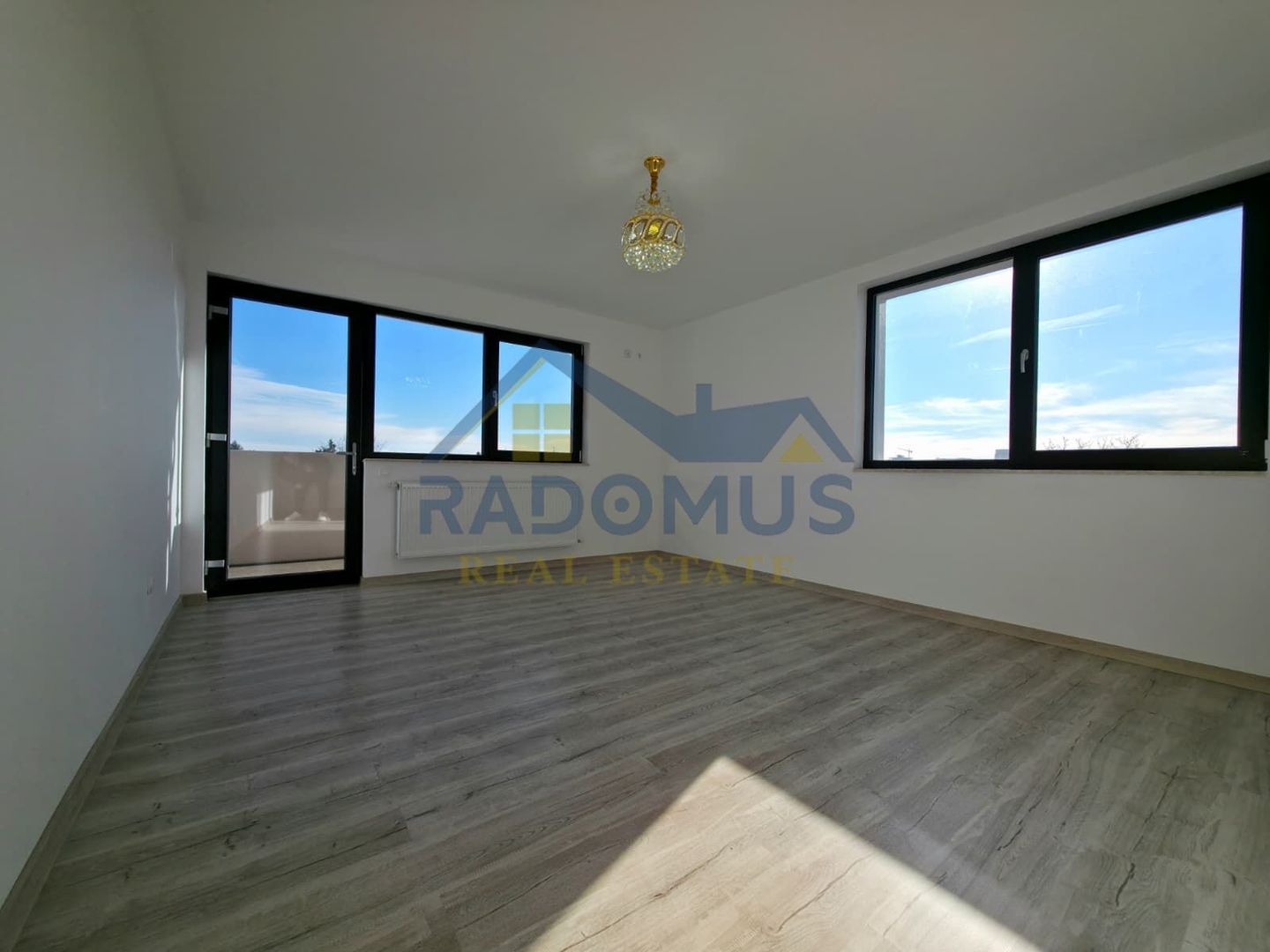 Clădire Multifuncțională Nouă – De Închiriat -670 Utili -Ploiești - Poză 17