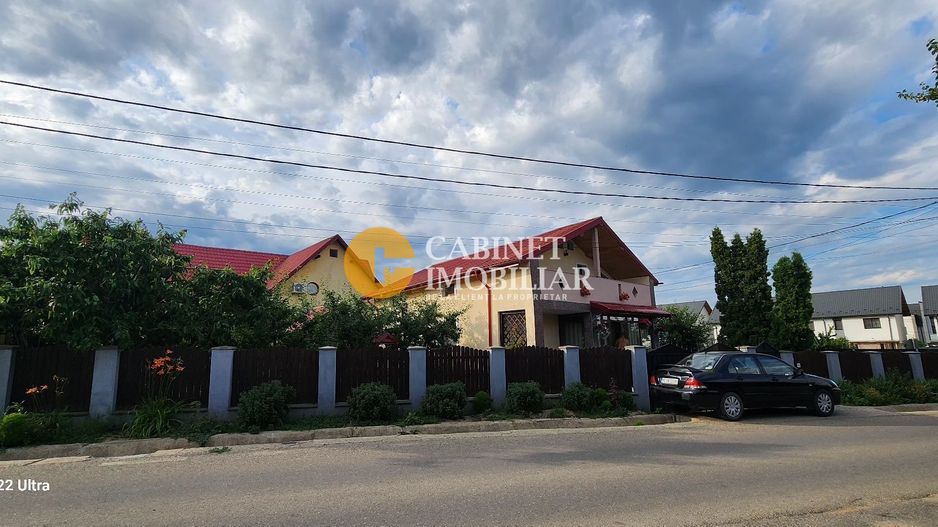 Casa de vânzare Valea Adanca, 4 camere,  zonă principala, Toate utilit - Poză 3