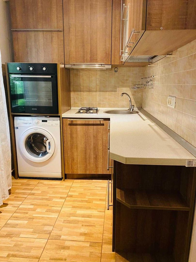 Studio / Apartament 2 Camere CRANGASI - Poză 1