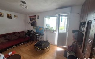 3 Camere Alexandru cel Bun (Bloc 1977), Etaj Intermediar, - Poză 1