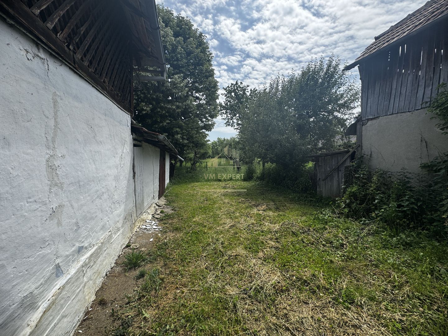 CASA 3 CAMERE, PLUS ANEXE, TEREN 2141 MP, BEREVOIESTI, ARGES - Poză 35
