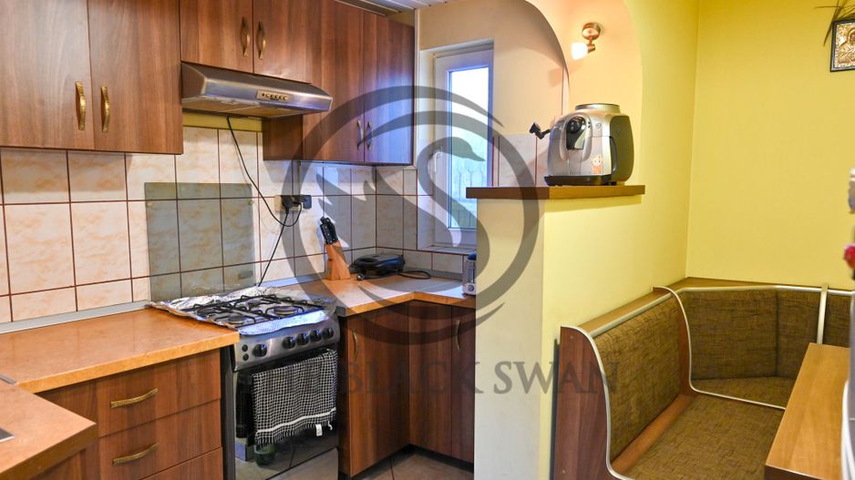 Casa 7 camere de vanzare | Zona Mitica Apostol, Ploiești | Comision 0% - Poză 8