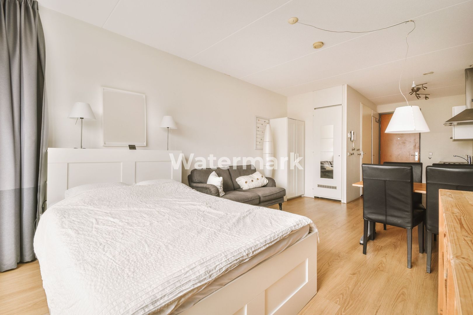 Apartament cu 2 camere + parcare cu CF - Poză 3