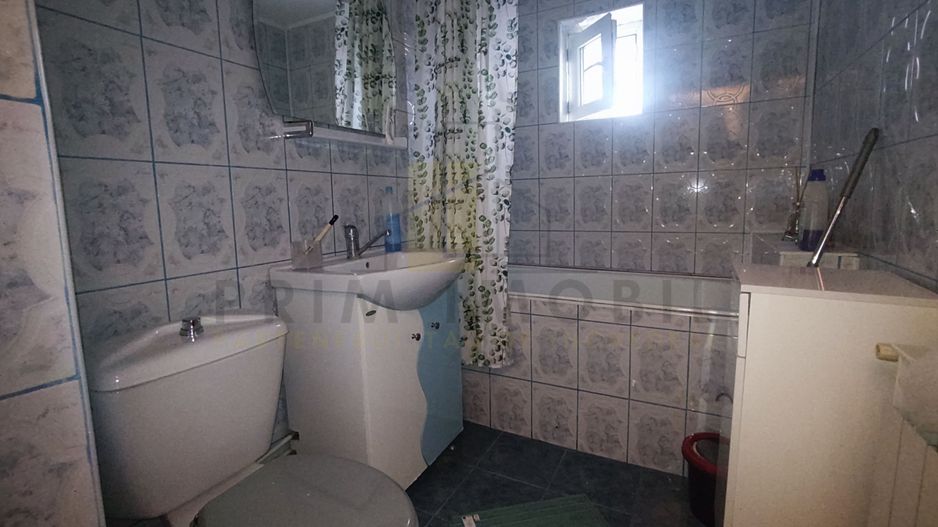 3 Camere, Decomandat Nicolina / Prima Statie din Podu Ros - Poză 14