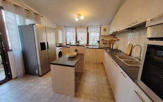 COMISION 0% CUMPARATOR Apartament 3c + LOC PARCARE + GRĂDINĂ - Poză 9