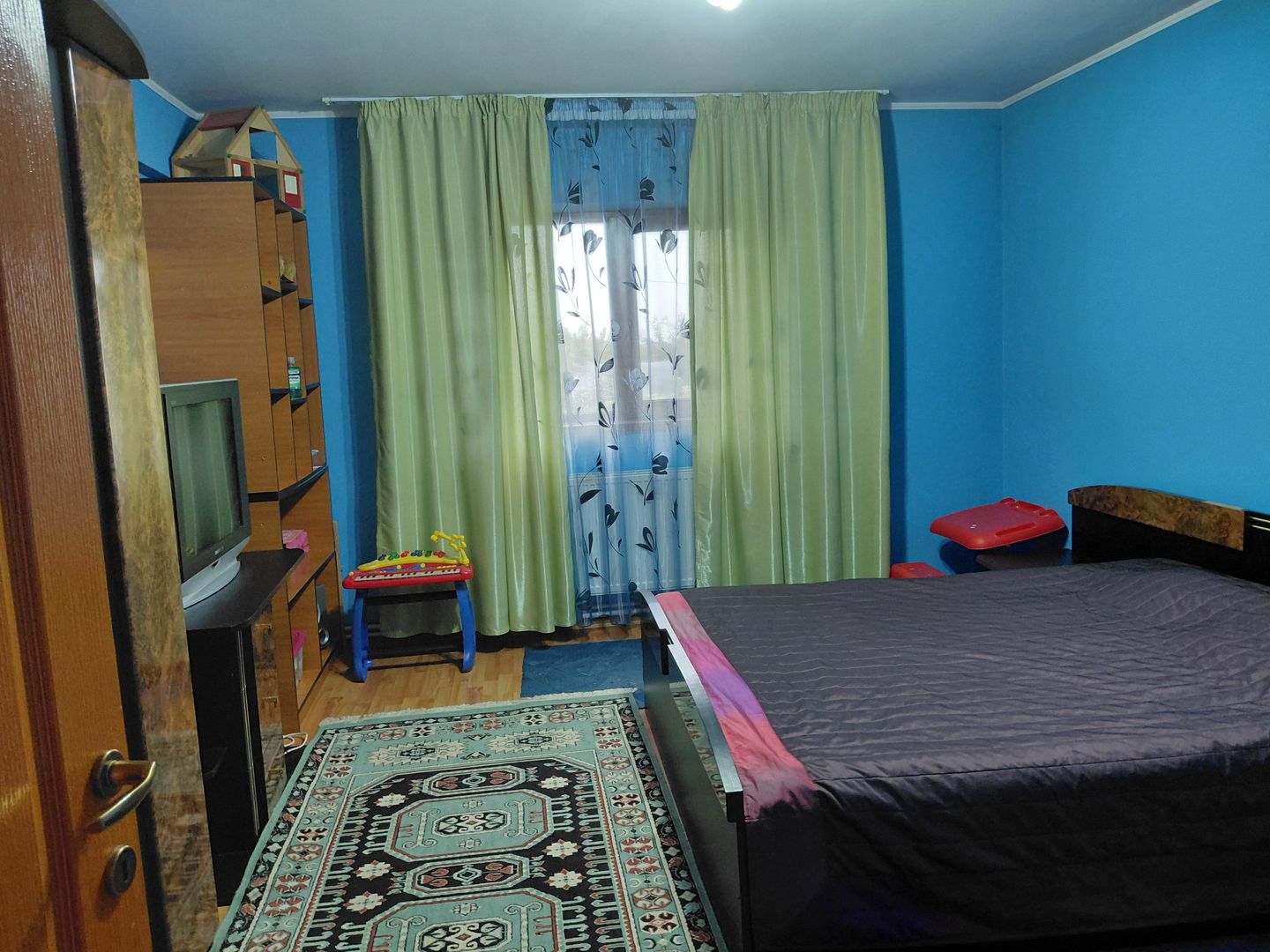 Casă Spațioasă P+1+M, 265 mp Utili, 1000 mp Teren – Toate Utilitățile, Vânători - Poză 25