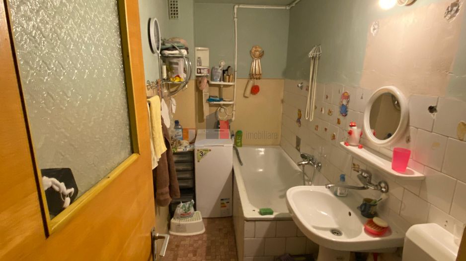 APARTAMENT 3CAMERE FAT FRUMOS - Poză 5