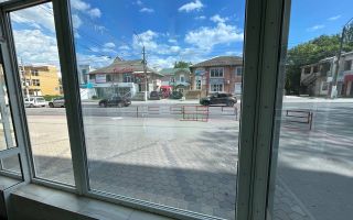 Chirie, spațiu comercial, 47 mp str. Ștefan cel Mare, Bălți - Poză 2