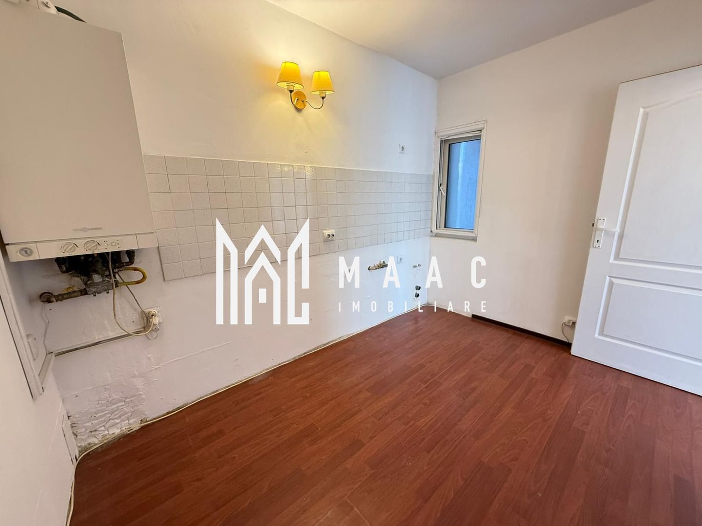 Spatiu comercial/ birouri | Etaj 1 | 80MP | Sub Arini - Poză 7