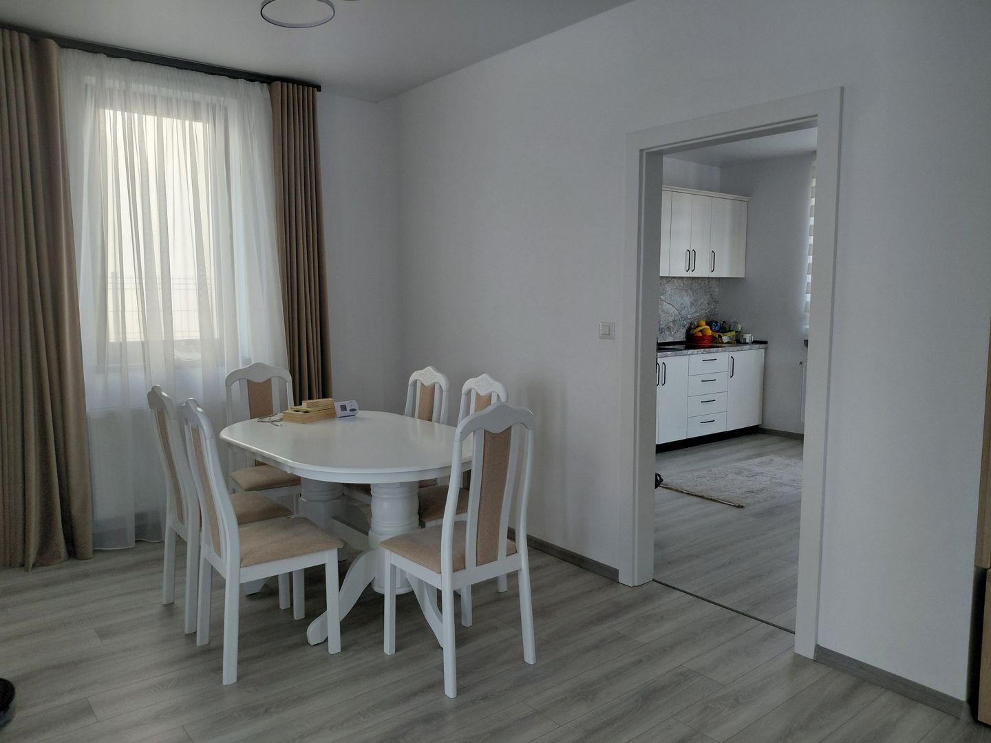 Casă modernă, P+1,complet mobilată, în complex privat – zona Metro - Poză 8
