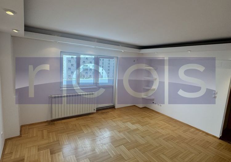 VANZARE 3 CAMERE - TIMPURI NOI - Poză 1