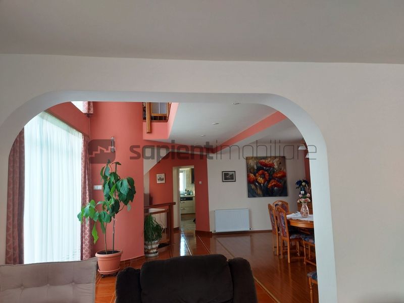 Vila cu 9 camere in zona SpitaluluiJudetean - Poză 28