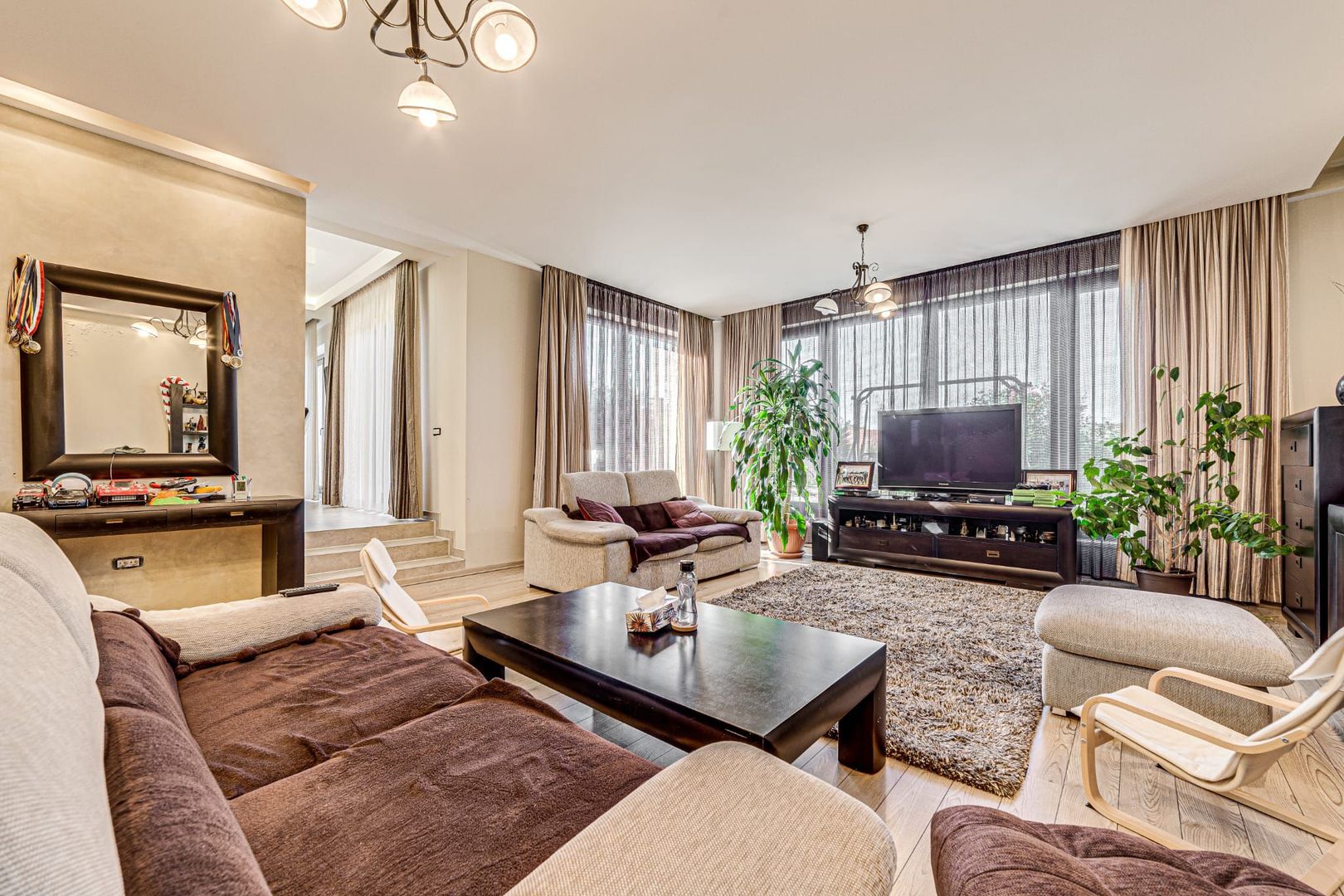 Vila de lux în Gai - Poză 3