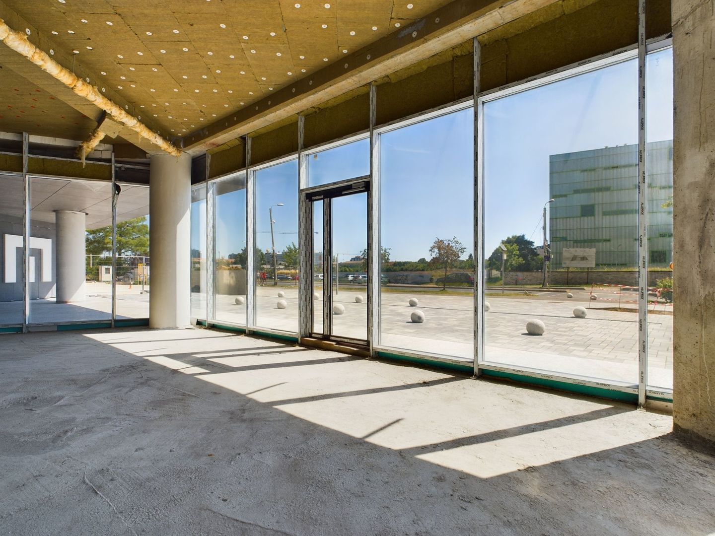 Spațiu comercial central în zona Circumvalațiunii City of Mara - Poză 9