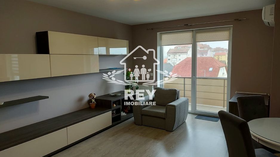 PROPRIETAR , Inchiriez apartament modern 3 camere , zona Turnisor, P privata - Poză 2