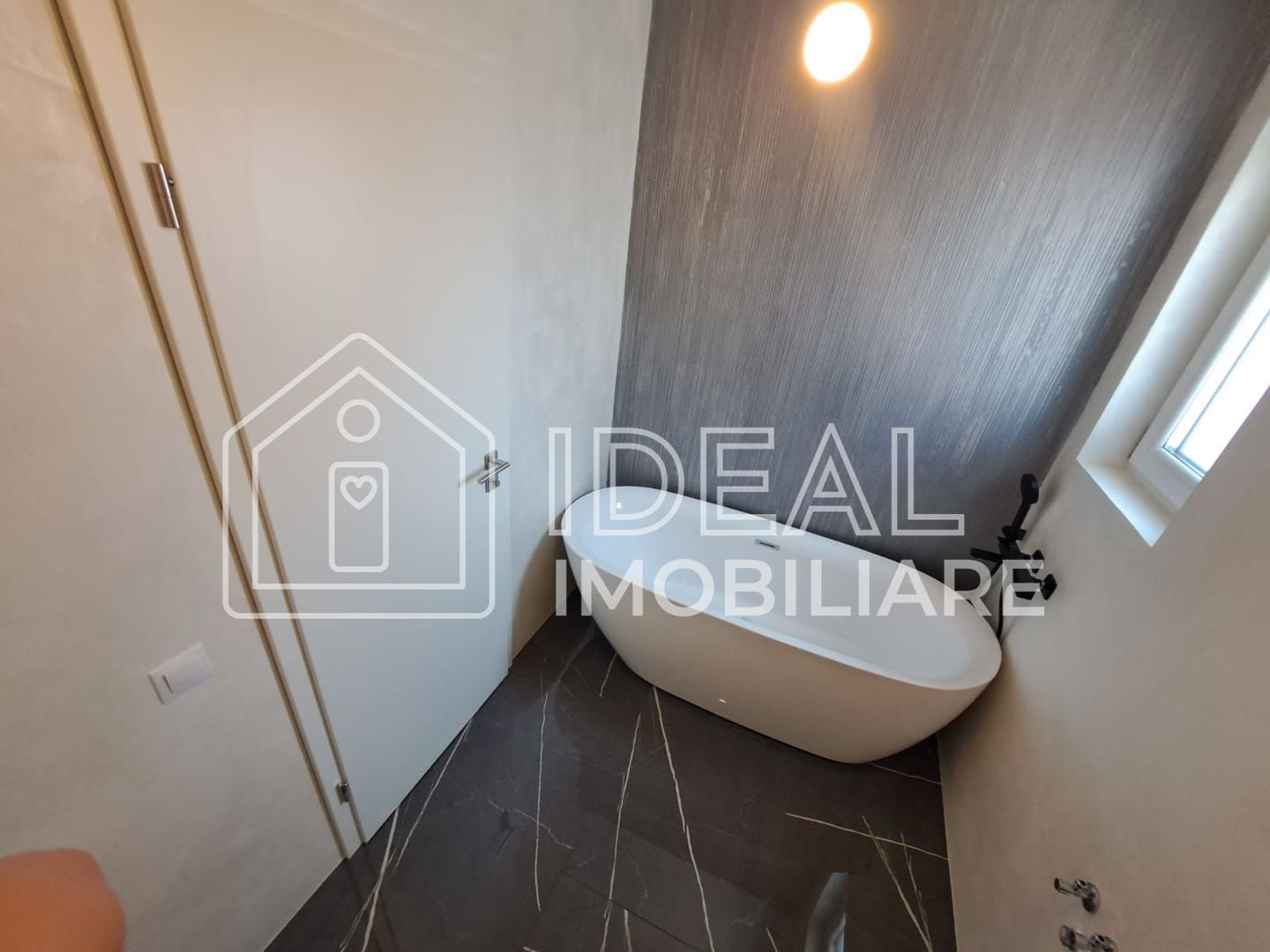 Casa Tip Duplex cu 4 camere, si gradina in Cartierul Arhitectilor - Poză 13