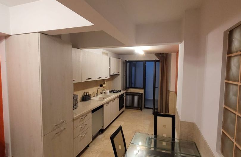 Inchiriere 2 cam- 10 minute de Piata Unirii - Poză 2