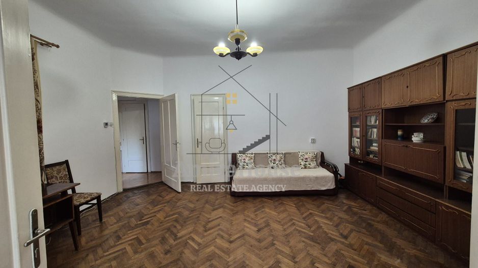 0% Cumparare Casa cu 3 camere in zona Ultracentrala 3 min de Parcul Central - Poză 2
