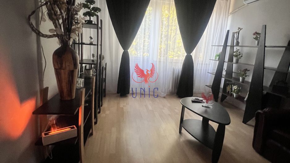 Decomandat, stradal, Calea Bucuresti etaj 1 - Poză 3