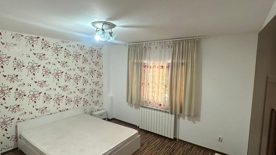 Apartament 3 camere decomandat, parter înalt, zona Panduri - Poză 4