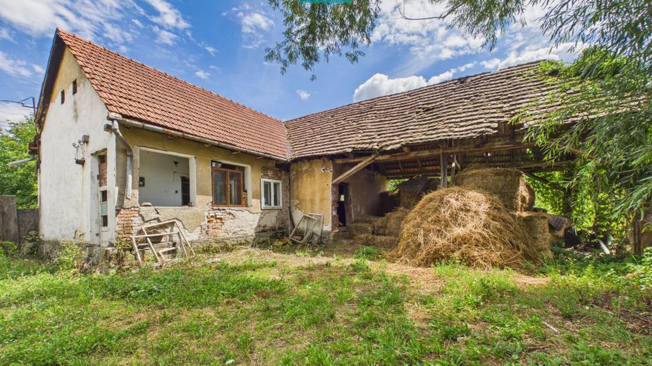 Casă cu teren de 2341 mp, în Bonțești, Arad - Poză 7