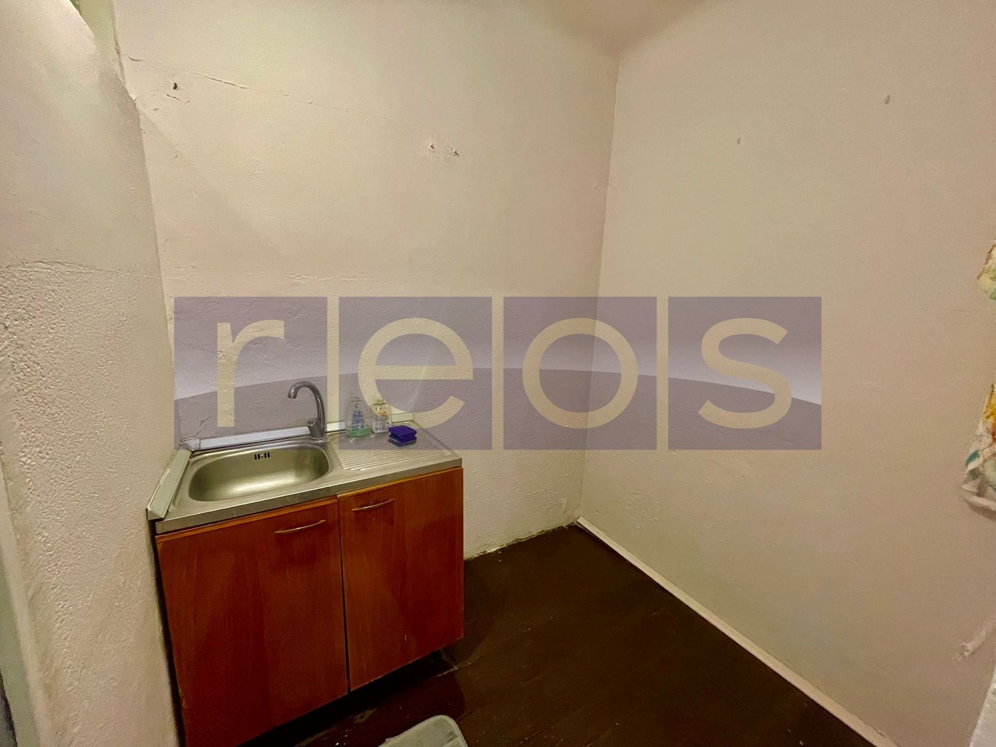 VANZARE CASA 2 CAMERE 35MP + TEREN 36MP CURTE COMUNA PIATA VICTORIEI ROMANA - Poză 12