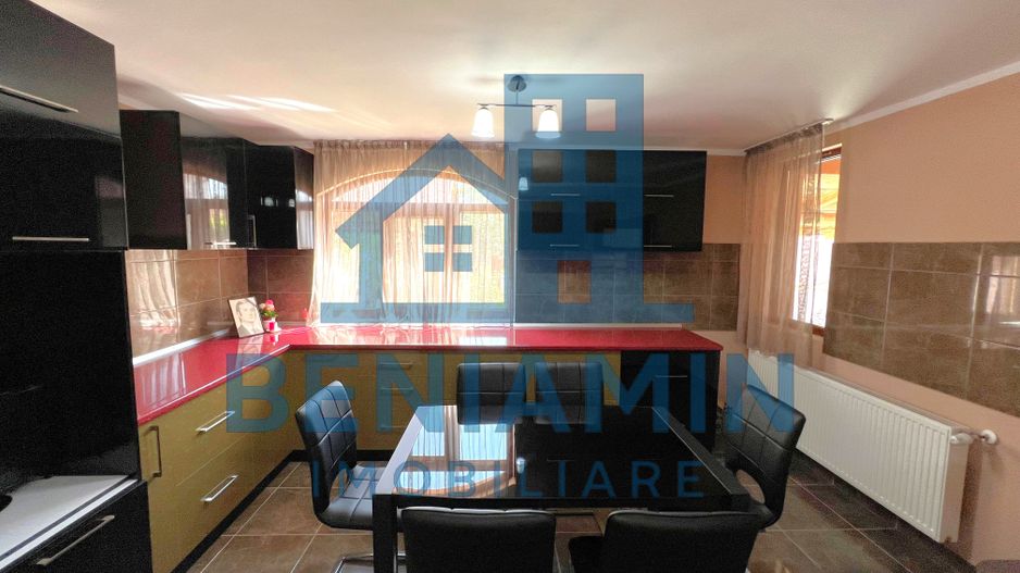 5 Dormitoare-2 bucatari-3 bai-Living-Toate utilitatile-Popoveni - Poză 4