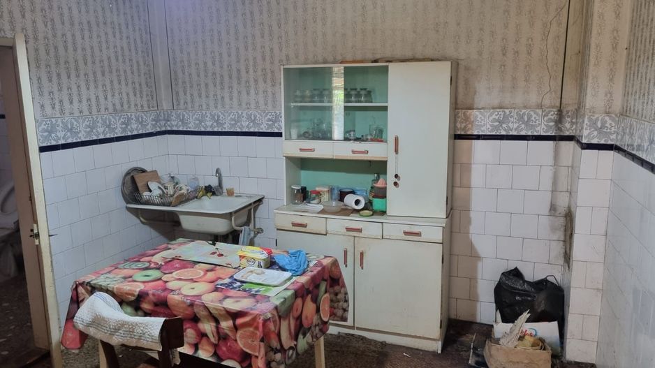 De vanzare casa cu 3 camere in Ciresu - Poză 12