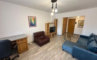Apartament de 2 camere, 50mp, Zona Centrala - Poză 2
