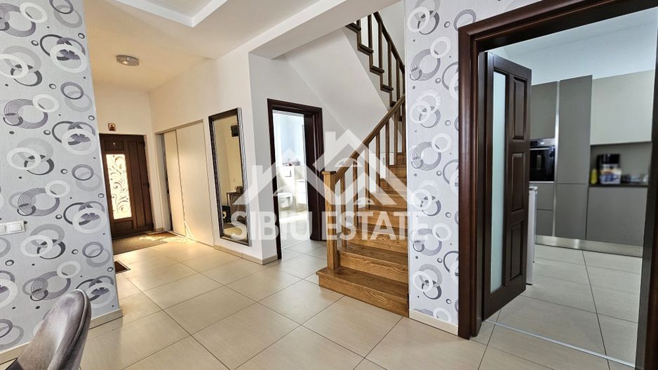 Casa generoasa 5 dormitoare, pivnita, mansarda hobby - Poză 21