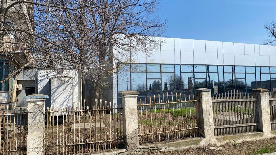 Spațiu comercial/industrial de închiriat – 2.200 mp utili,  deschidere excelentă - Poză 2