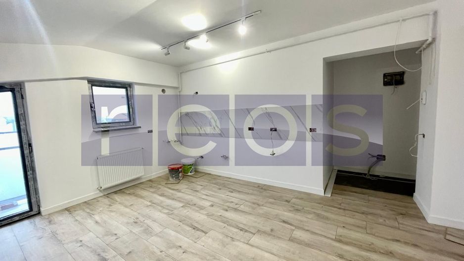 VANZARE APARTAMENT 3 CAMERE TEPES VODA CALEA CALARASILOR 87MP MANSARDA - Poză 4