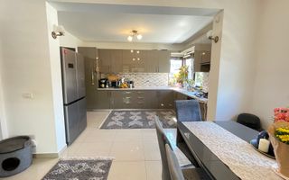 Locuinta eleganta cu finisaje premium - Poză 1