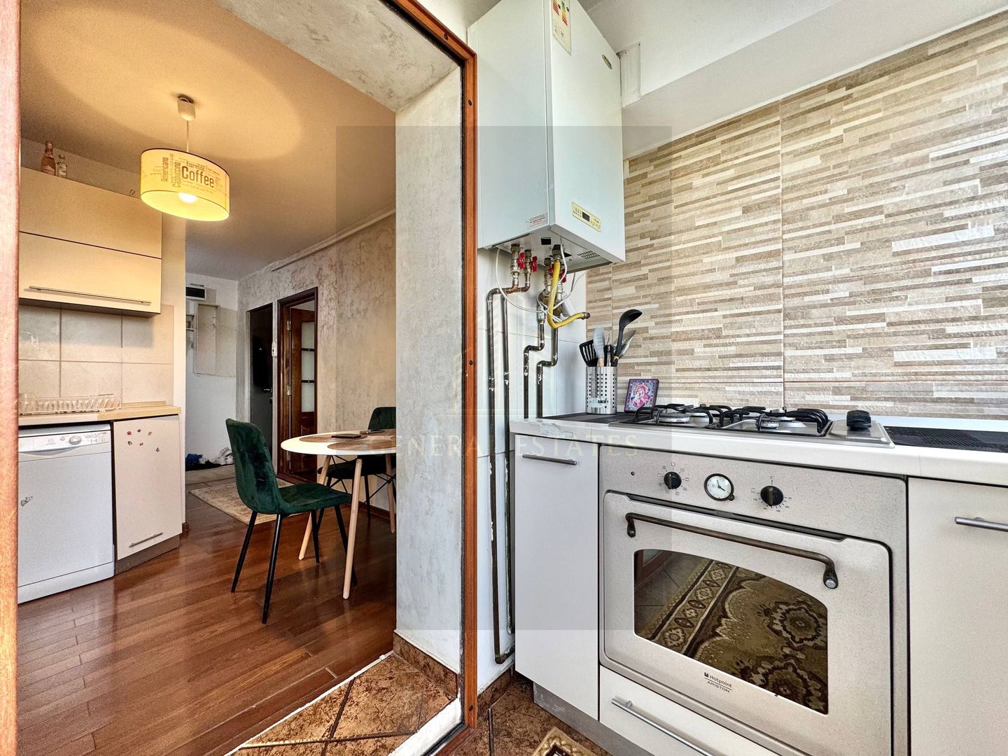 Spre Vânzare apartament cu 3 camere - 72 m.p - Nicolina, Iași - Poză 5