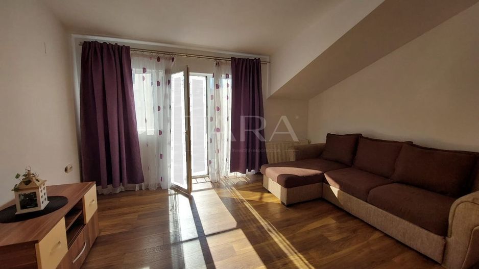 Apartament decomandat cu 2 camere, balcon și parcare, în zona Florilor - Poză 2
