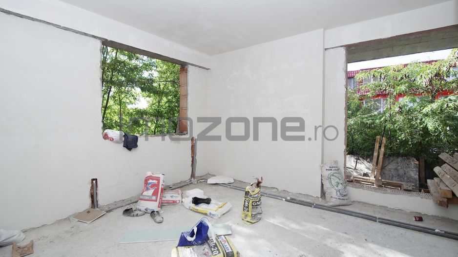 The Building - Barsanesti - Poză 48