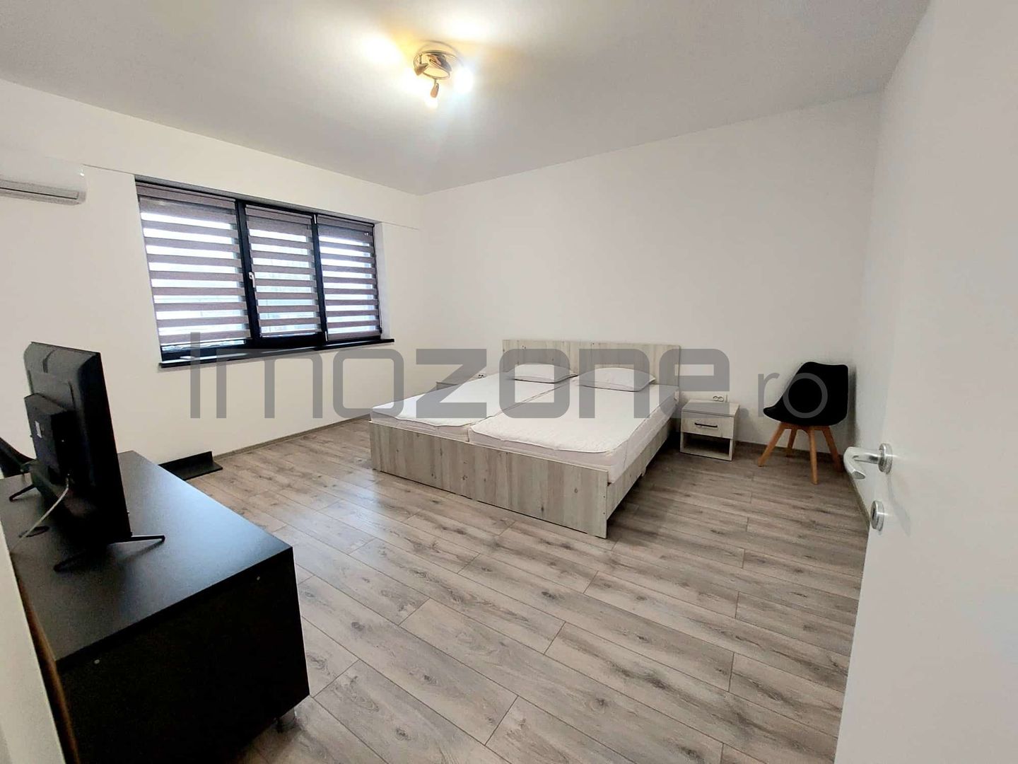 Garsoniera, 42 mp, decomandata, bucatarie 11 mp, mobilata/utilata - Poză 1