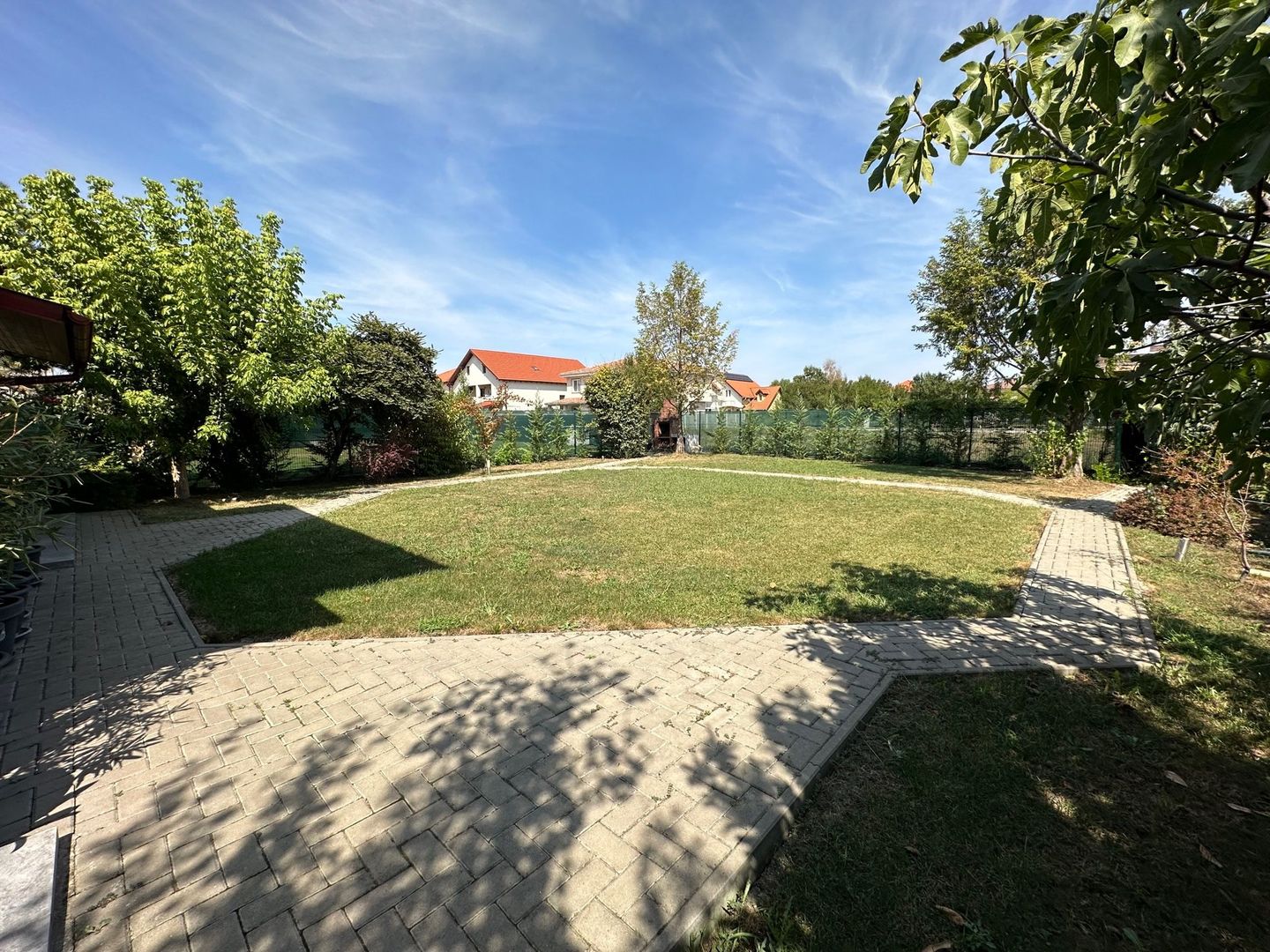 Casa individuala cu garaj  în spate la IKEA - Poză 4