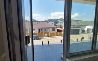 Casă  4 camere 163 mp/utili,  curte 500 mp,finisaje lux - Poză 21