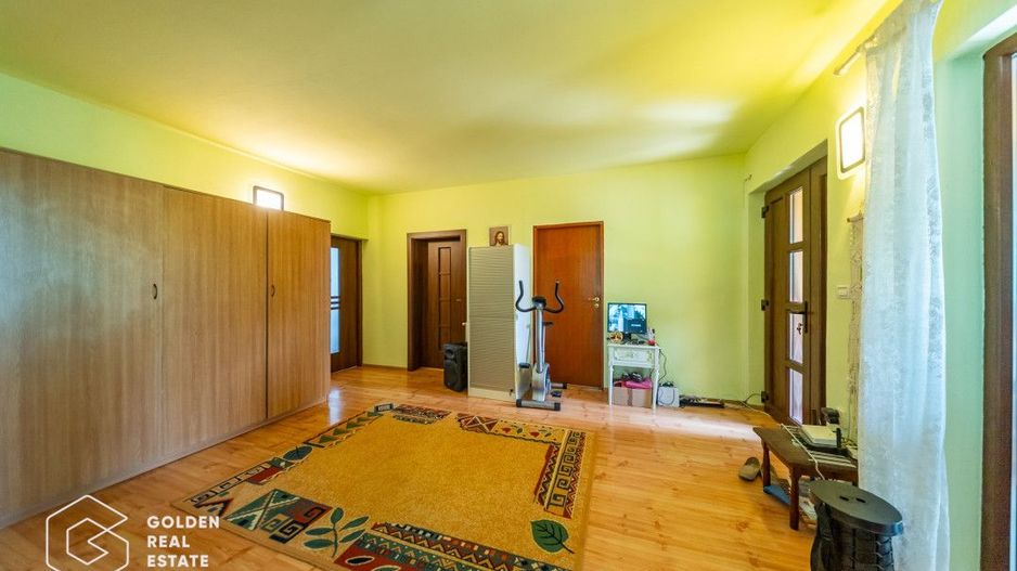 Casa 4 camere si mansarda, teren 1014 mp, comuna Vladimirescu - Poză 8
