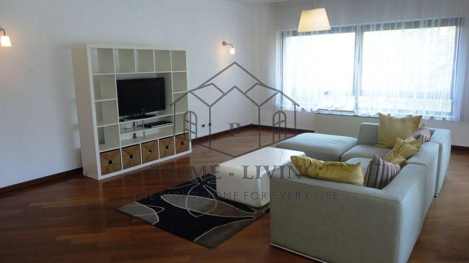 APARTAMENT SPATIOS DE 3 CAMERE LA INCHIRIERII IN ZONA PRIMAVERII - Poză 2