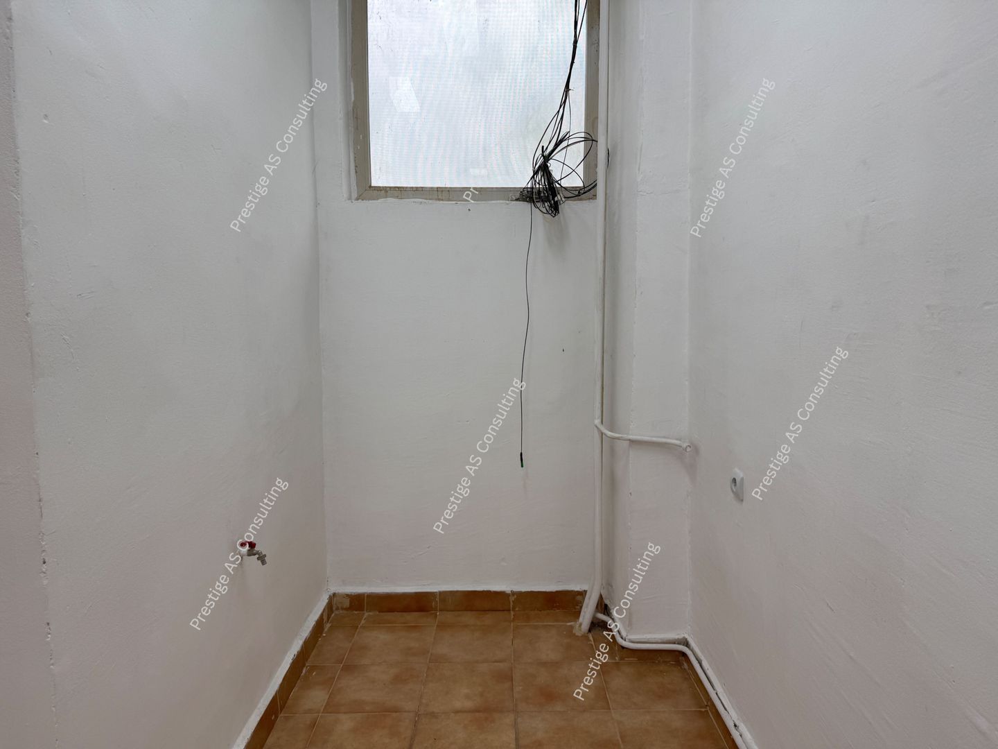 Spatiu comercial Parter cu Vad comercial | 80mp Soarelui-Uranus Plaza - Poză 12