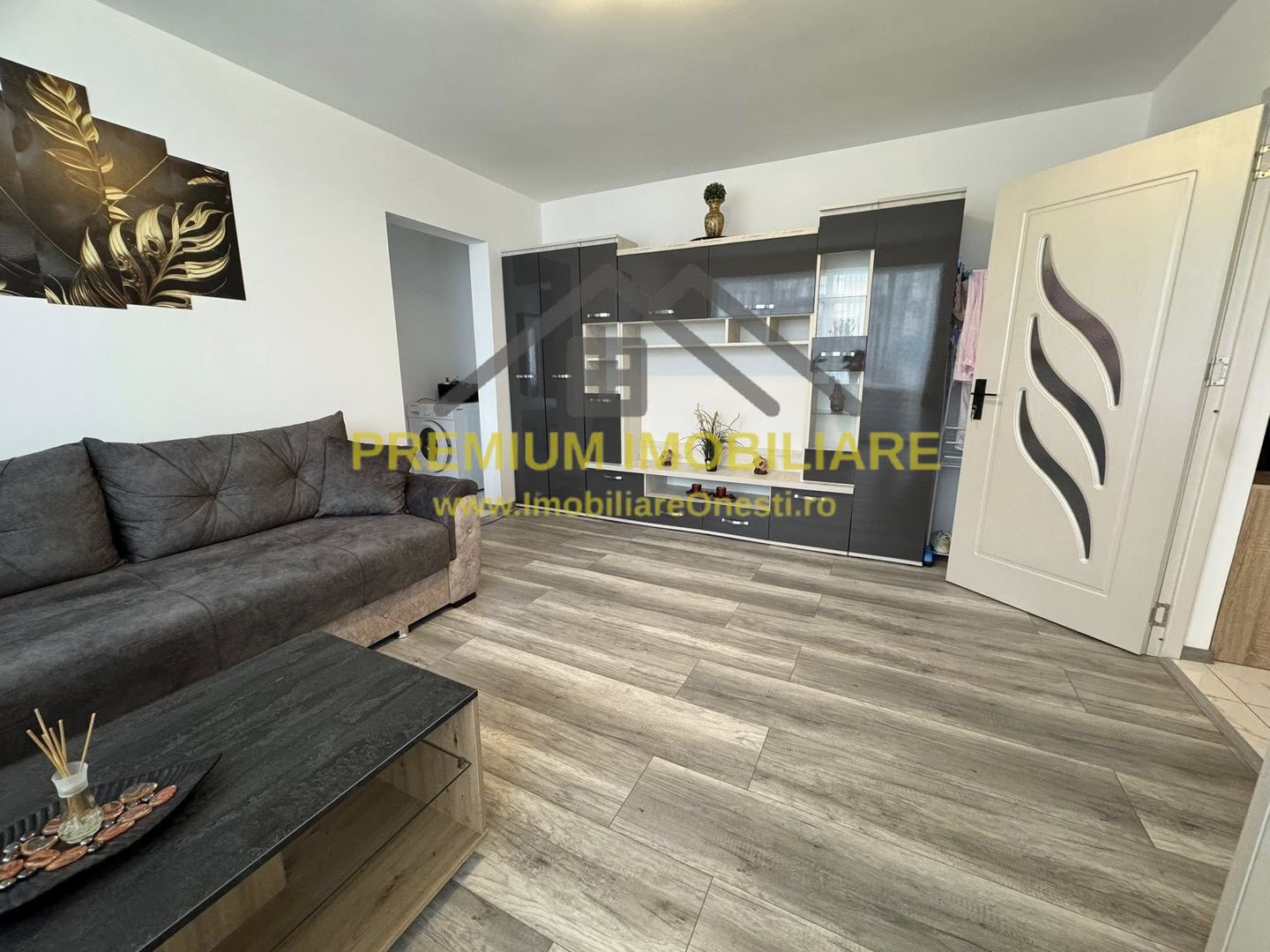 Apartament 2 Camere - Zona Ultracentrala - Renovat - Mobilat - Utilat - Poză 2
