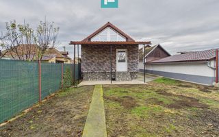 Casă cu 4 camere în Curtici pentru investiții - Poză 14