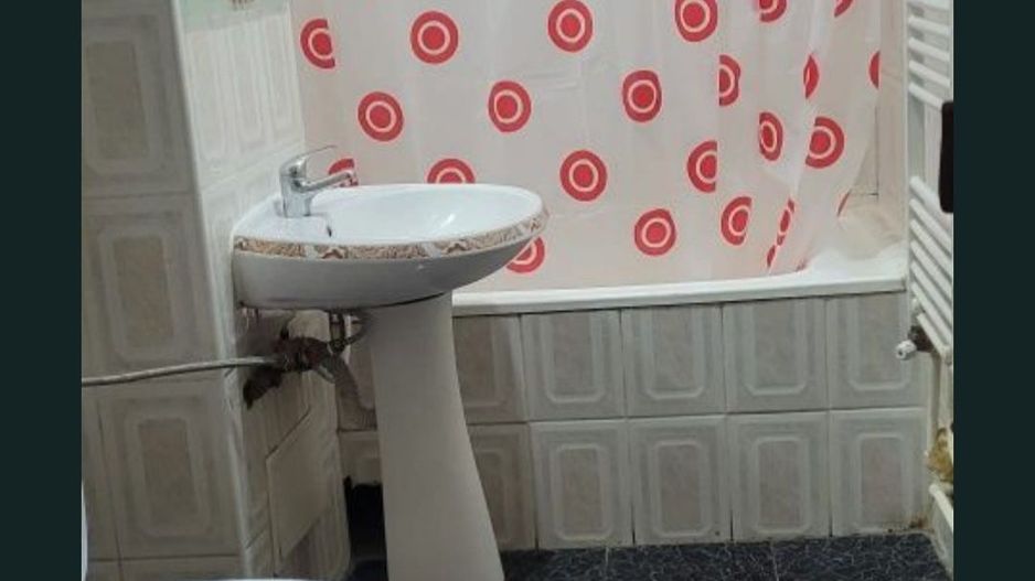 De inchiriat apartament 3 camere, Micro 20, 2100 lei - Poză 7
