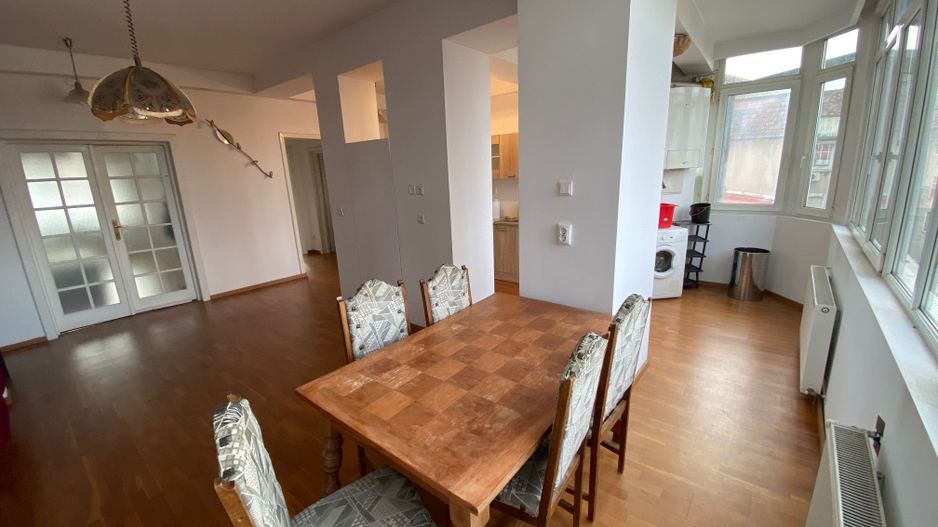 Apartament 5 camere  zona Cetatii - Poză 1