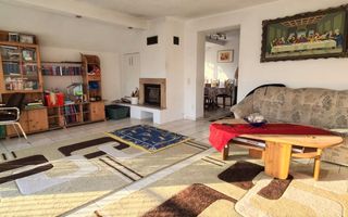 Casa pentru 2 familii, 7 Camere, 2 Garaje, 1500MP Teren - Poză 23